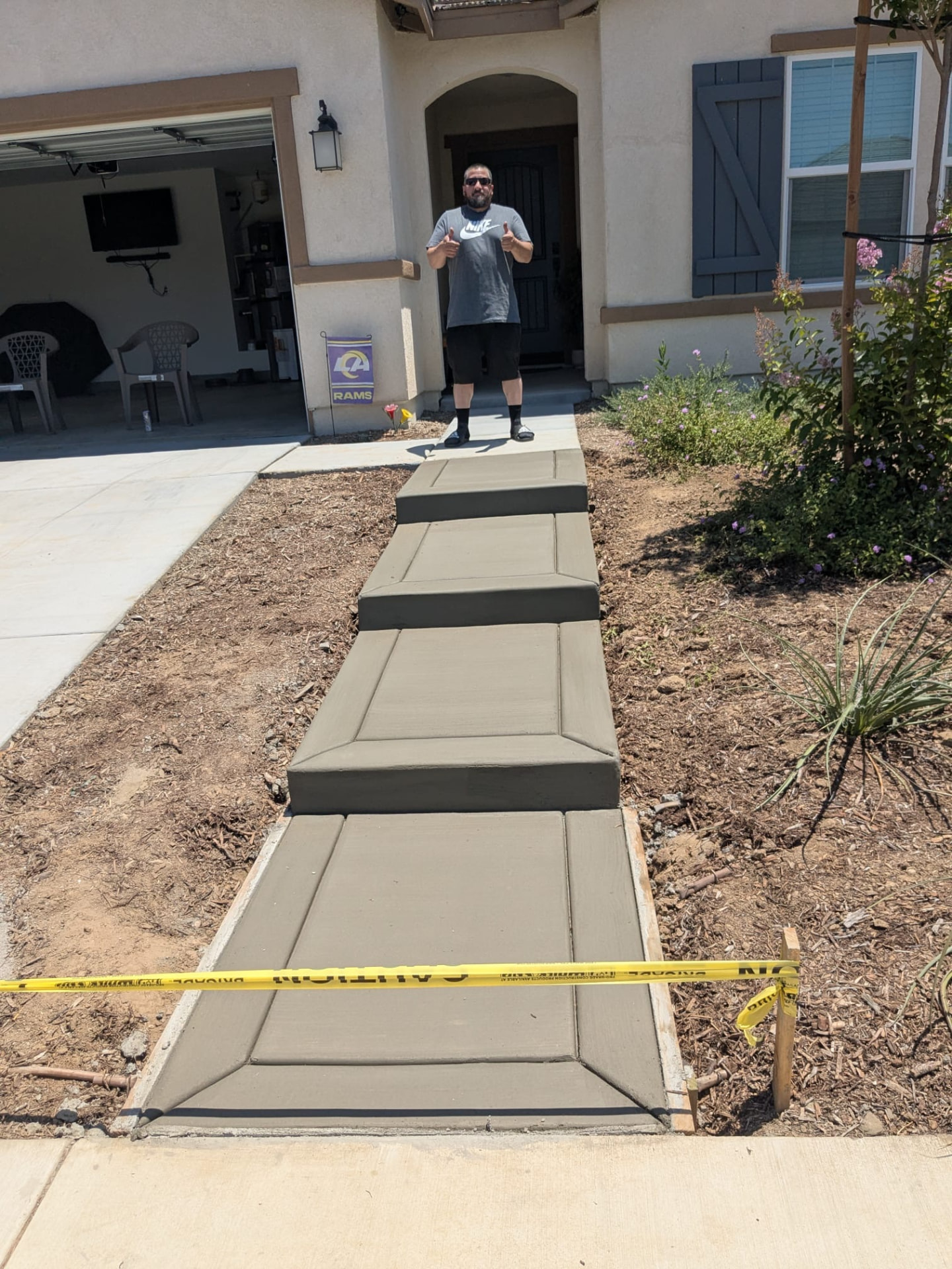 Concrete driveway install